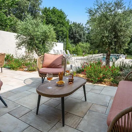 Villa Les Pins Ensoleilles By